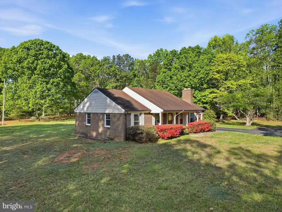 4201 Goldmine Rd, Goldvein, VA 22720 - #3