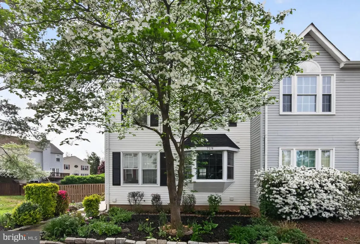 719 Acorn Ct, Warrenton, VA 20186 - #1