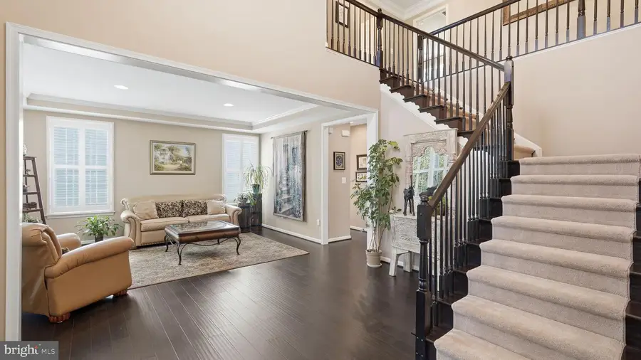 8025 Side Hill Dr, Warrenton, VA 20187 - #3