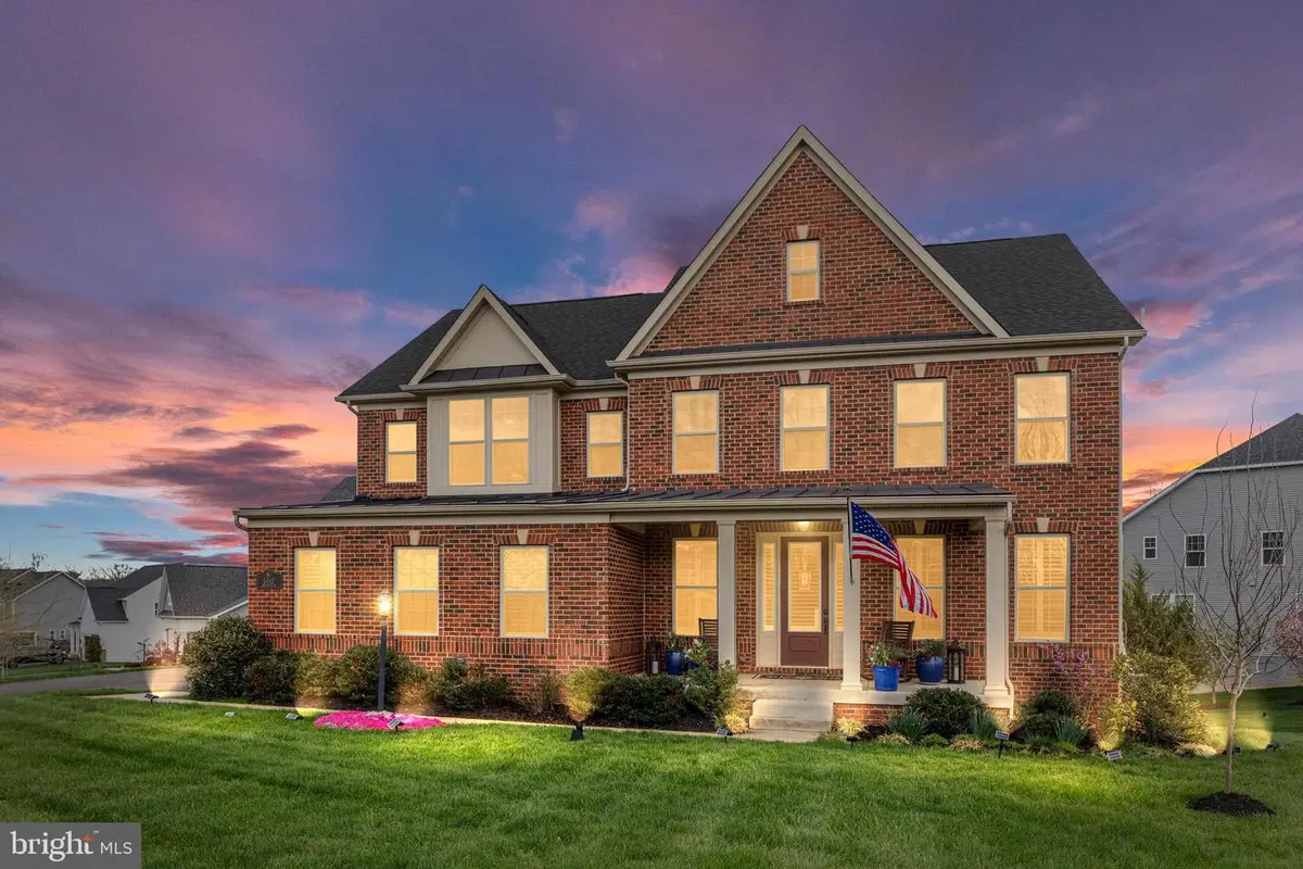 6443 Bob White Dr, Warrenton, VA 20187 - #1