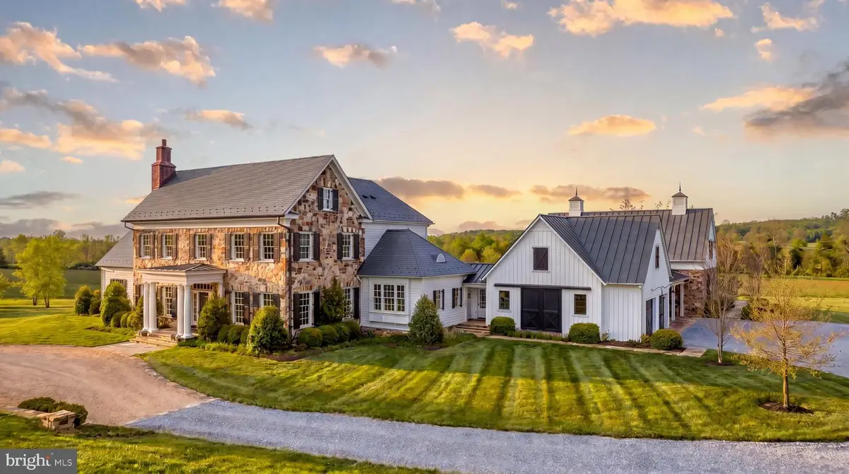 7316 Old Carters Mill Rd, The Plains, VA 20198 - #1