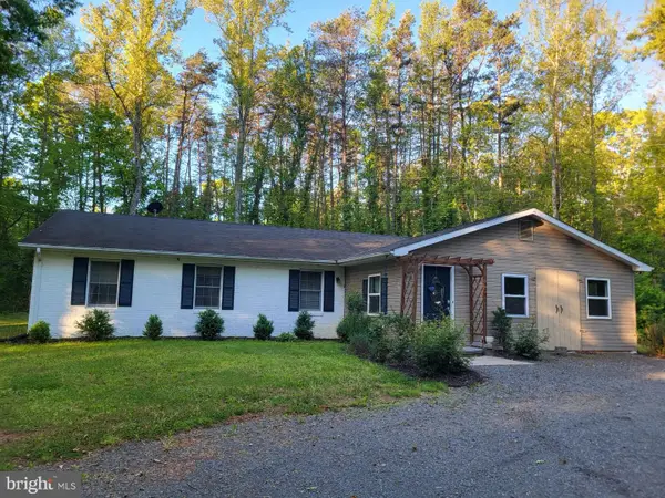 4281 Bear Bug Ln, BEALETON, VA 22712