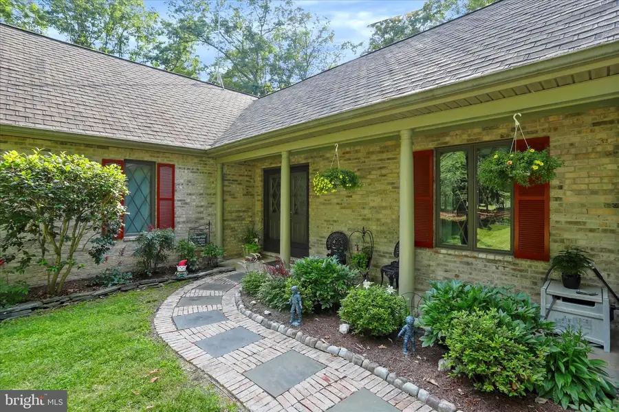 9387 Covenant Hill Ln, Marshall, VA 20115 - #3