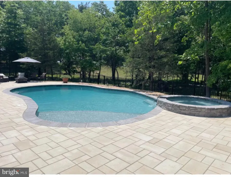 9801 Thoroughbred Rd, Warrenton, VA 20187 - #2