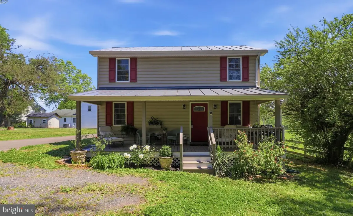 4209 Pickett St, The Plains, VA 20198 - #1