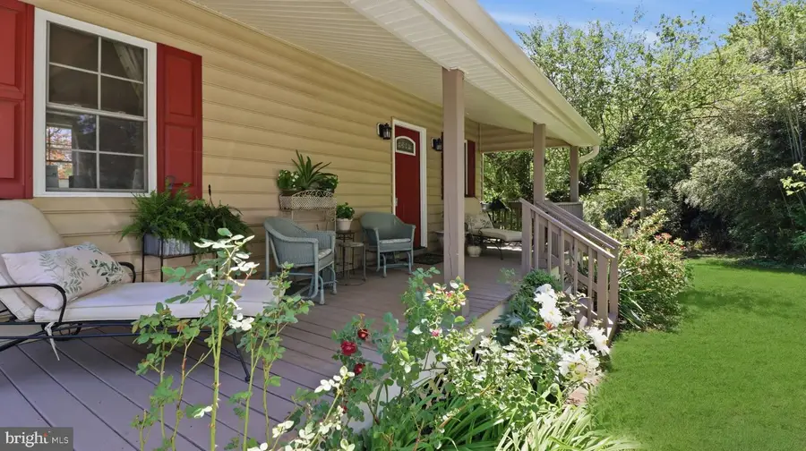 4209 Pickett St, The Plains, VA 20198 - #3
