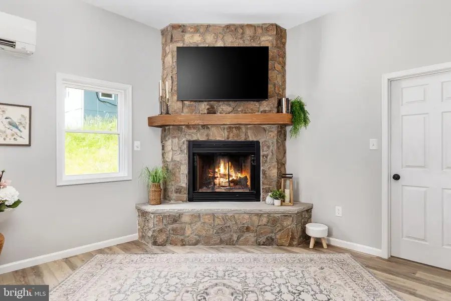 5331 Merry Oaks Rd, The Plains, VA 20198 - #2