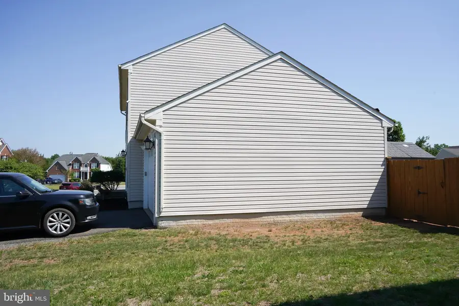 11145 Eagle Ct, Bealeton, VA 22712 - #3