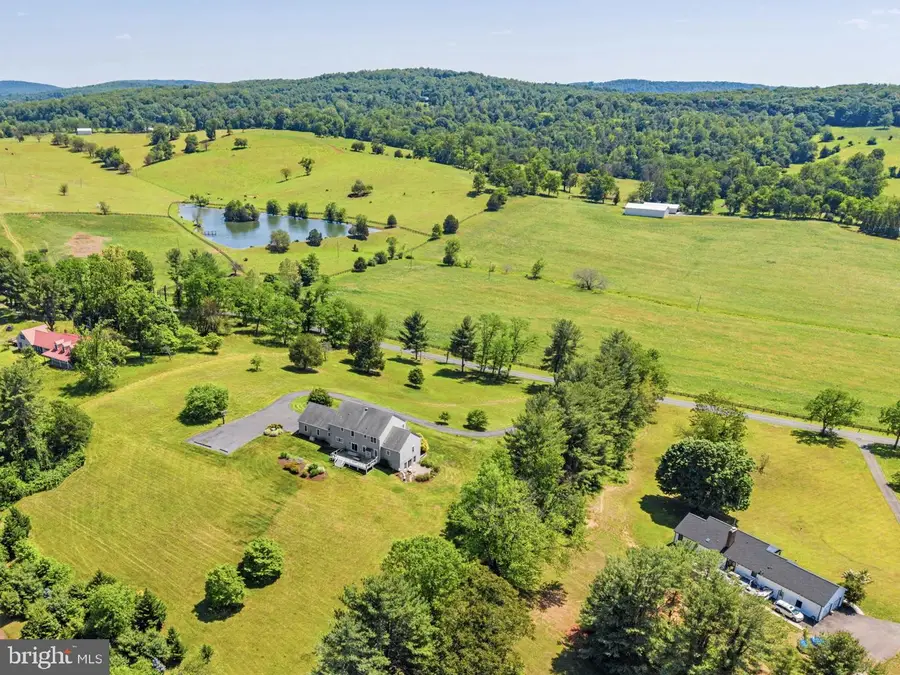 6272 Blackwell Rd, Warrenton, VA 20187 - #3