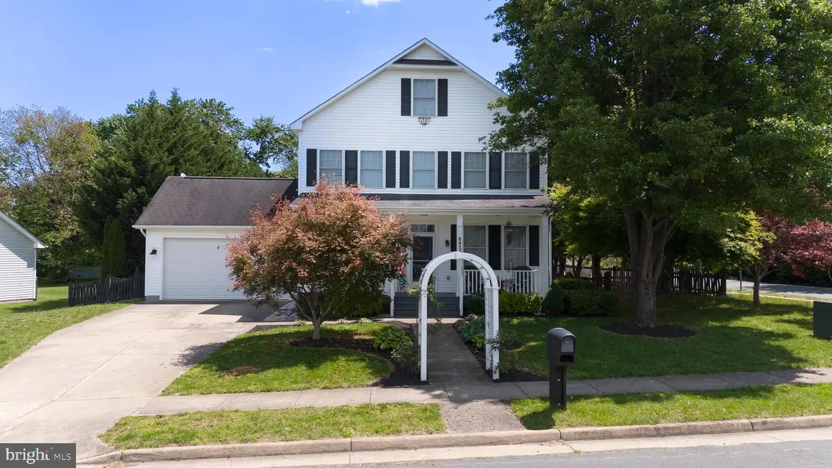 8411 Eldorado Dr, Marshall, VA 20115 - #1