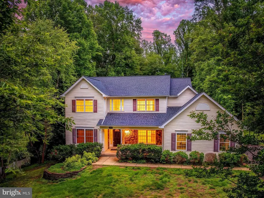 9085 Groundhog Ln, Marshall, VA 20115 - #2