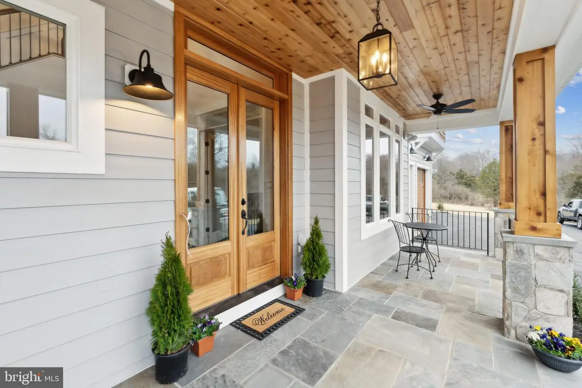 6458 Airlie Rd, Warrenton, VA 20187 - #1