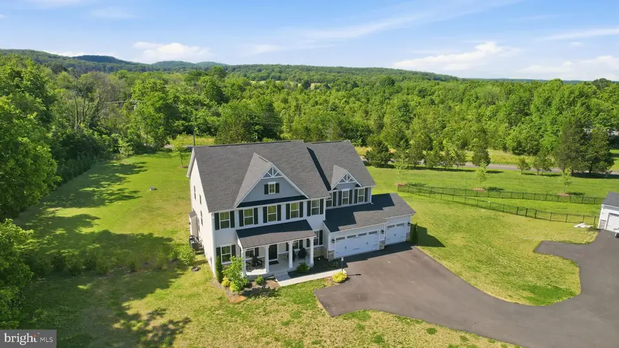 6751 Highlander Ct, Warrenton, VA 20187 - #3