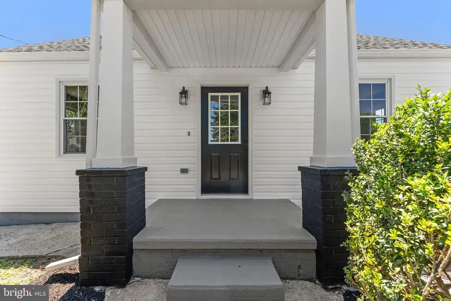 264 Monroe St, Warrenton, VA 20186 - #2