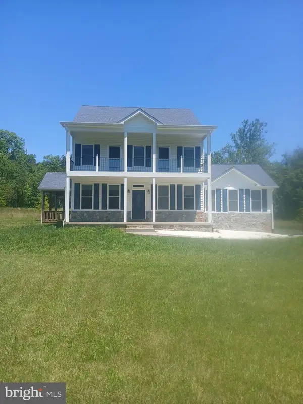 5201 Carolyns Way, LINDEN, VA 22642
