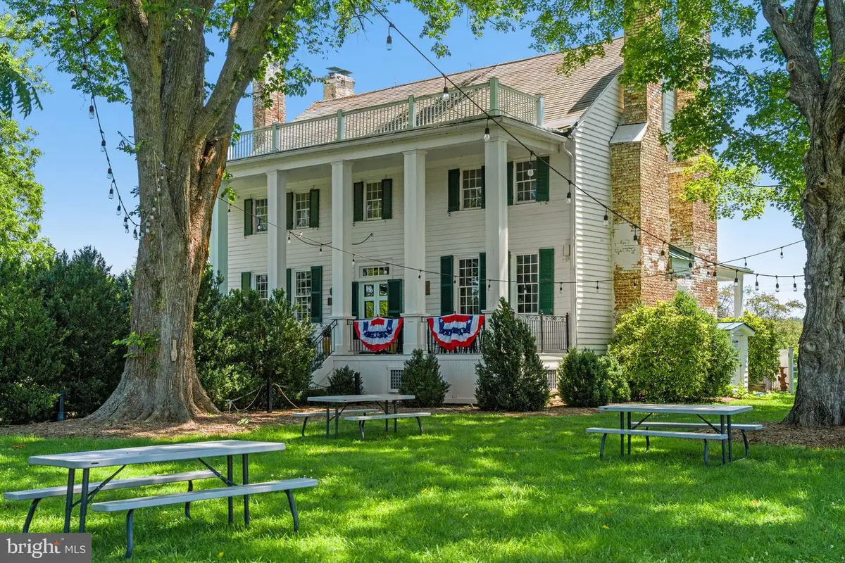 6190 Georgetown Rd, Broad Run, VA 20137 - #1