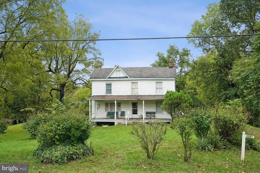 5095 Leeds Manor Rd, Hume, VA 22639 - #3