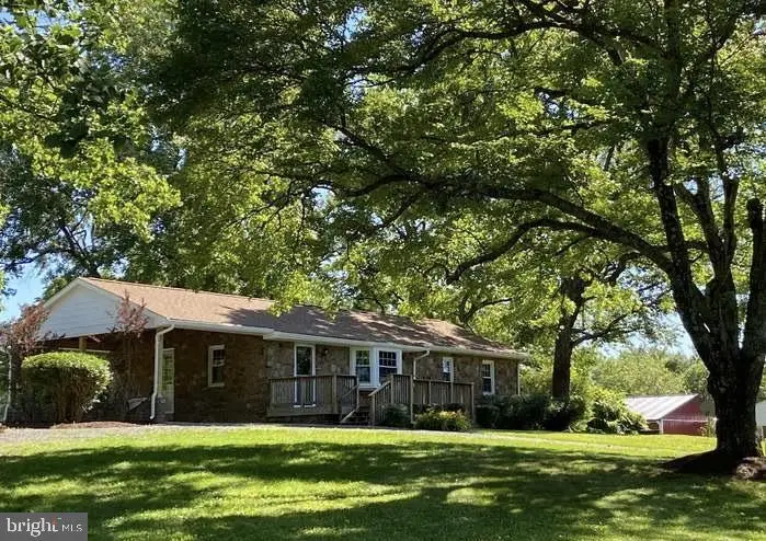 5383 Casanova Rd, Warrenton, VA 20187 - #3
