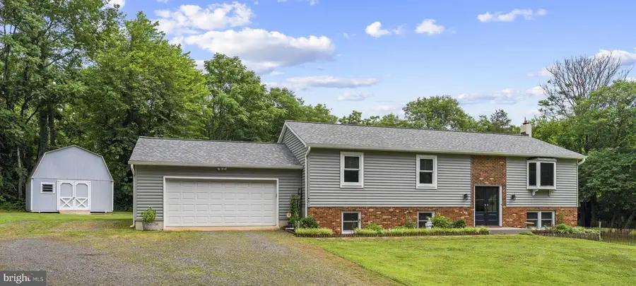 6318 Mayfield Ln, Warrenton, VA 20187 - #2