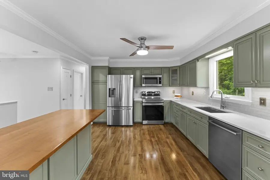 6318 Mayfield Ln, Warrenton, VA 20187 - #3