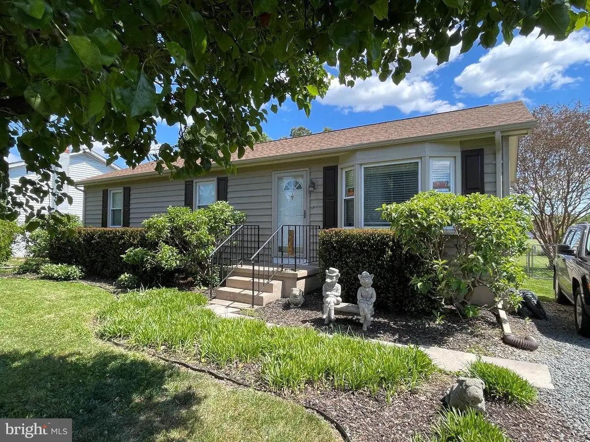 6723 Huntland Dr, Bealeton, VA 22712 - #1