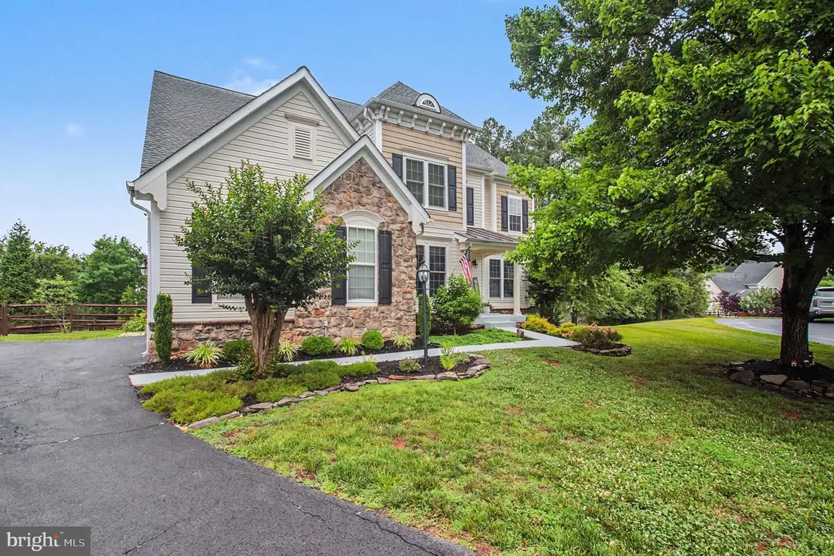 4056 Shrayer Ct, Warrenton, VA 20187 - #1