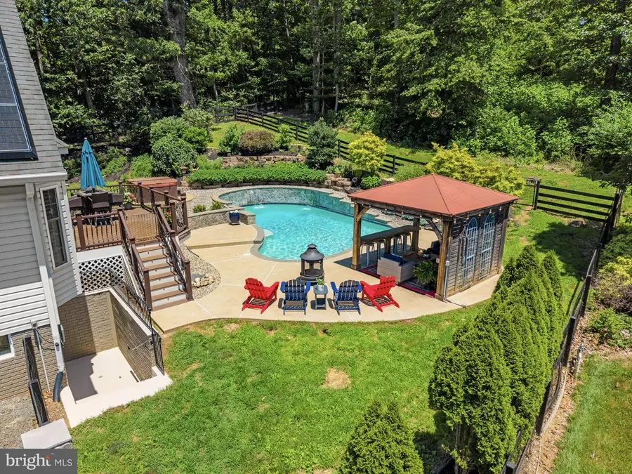 6729 Breezy Dr, Warrenton, VA 20187 - #2