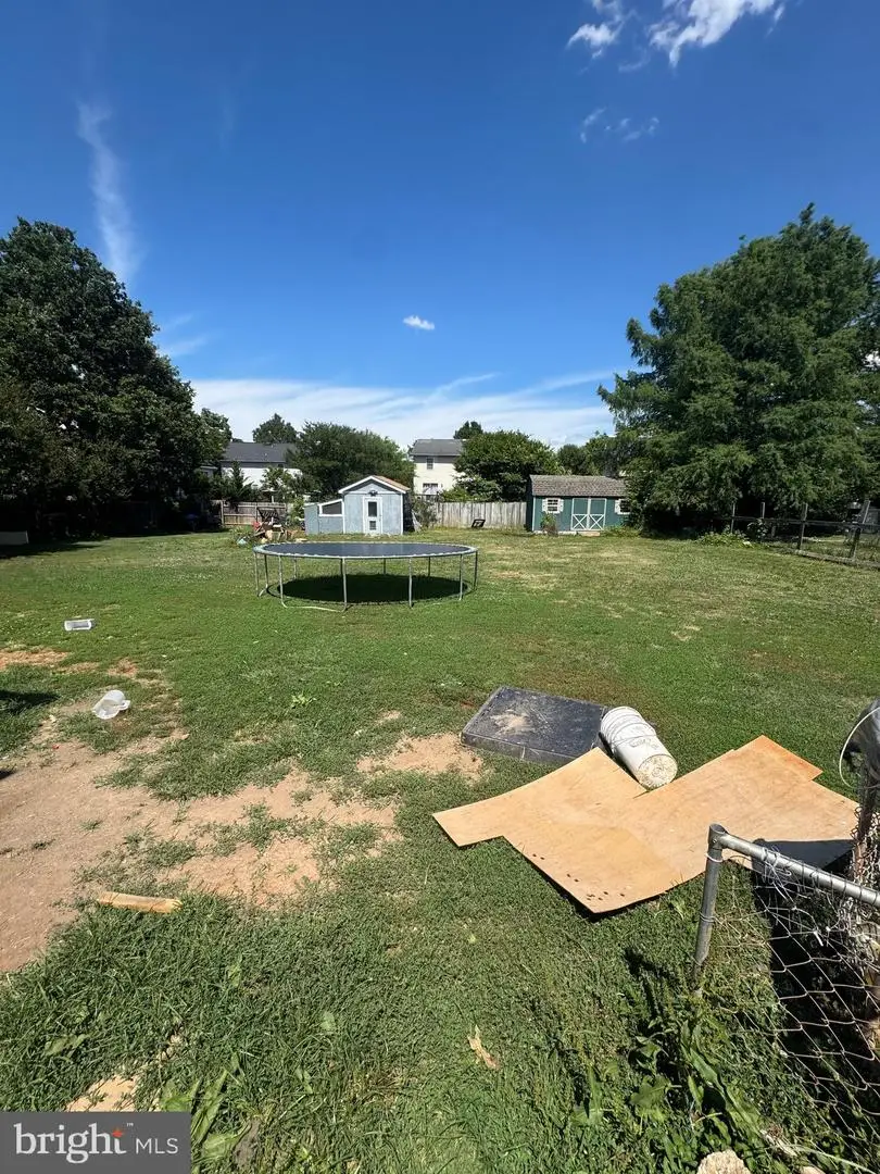 12235 Cedarwood Dr, Remington, VA 22734 - #2