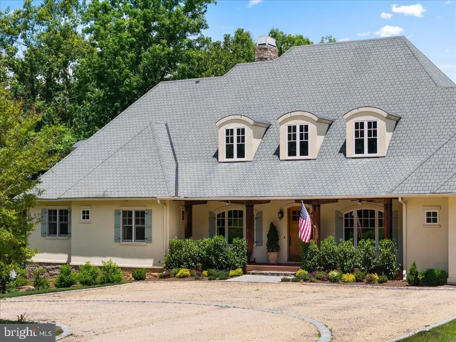 6483 Cheshire Ln, Marshall, VA 20115 - #2