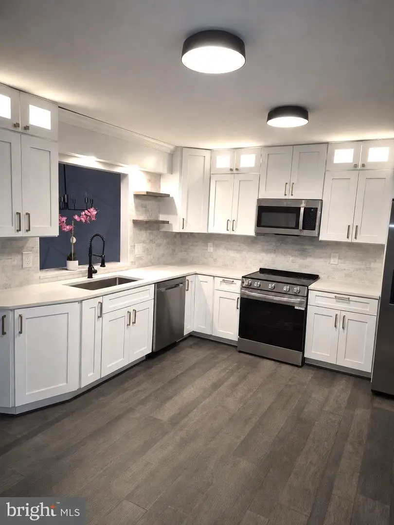 27 Fairfax St, Warrenton, VA 20186 - #1