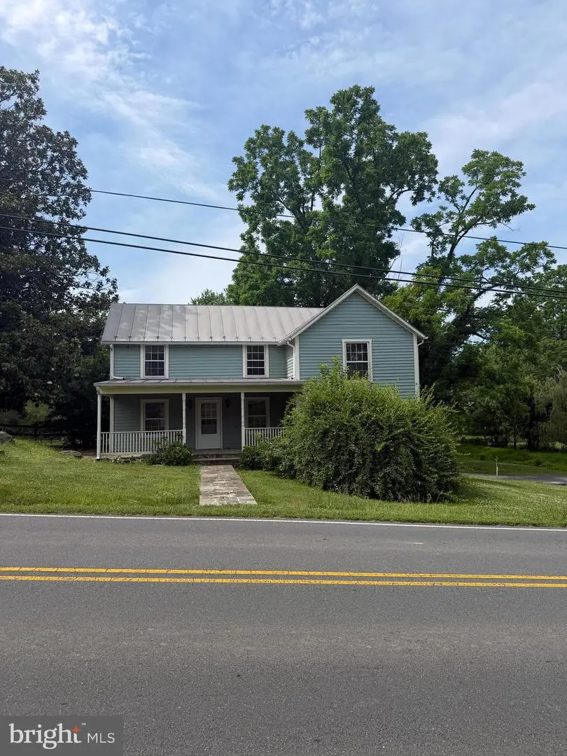 9027 John S Mosby Hwy, Upperville, VA 20185 - #1