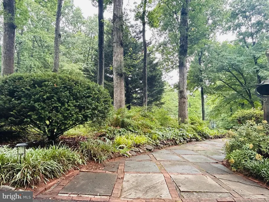 4405 Lakewood Dr, Warrenton, VA 20187 - #3