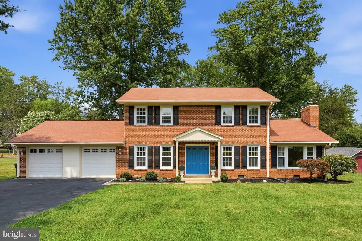 6416 Nordix Dr, Warrenton, VA 20187 - #1