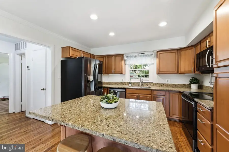6416 Nordix Dr, Warrenton, VA 20187 - #2