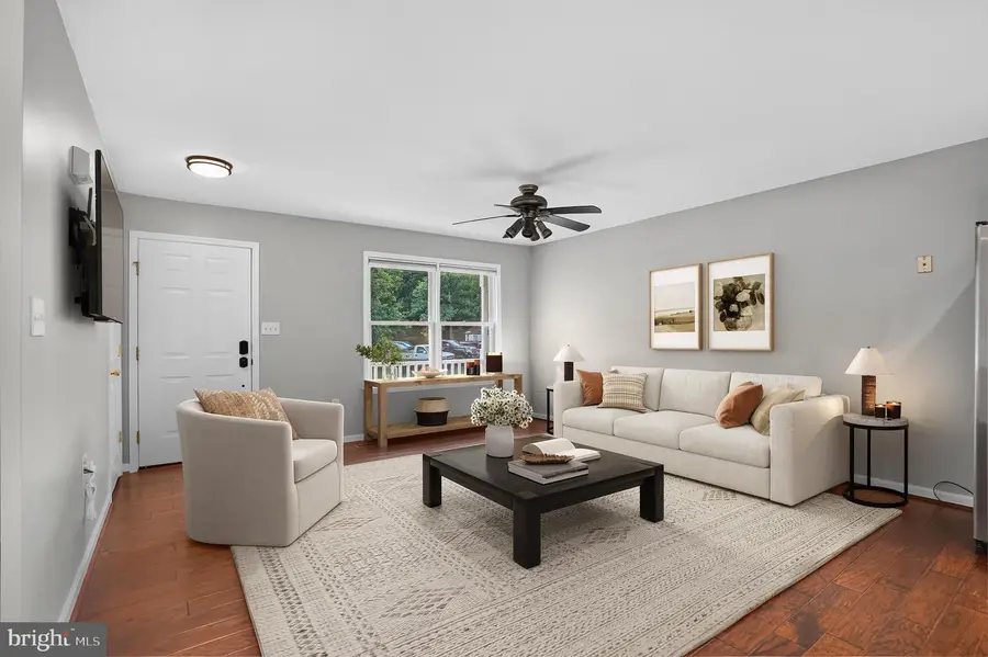 9427 Beale Ln, Midland, VA 22728 - #3