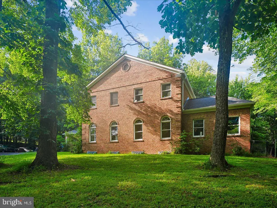 9935 Highland Dr, Marshall, VA 20115 - #2