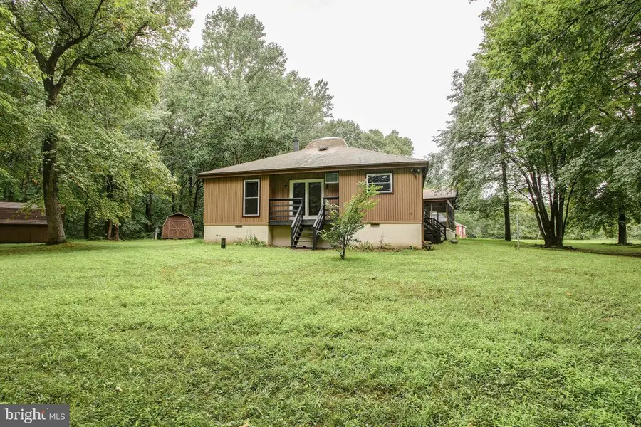 8297 Squires Ln, Warrenton, VA 20187 - #2