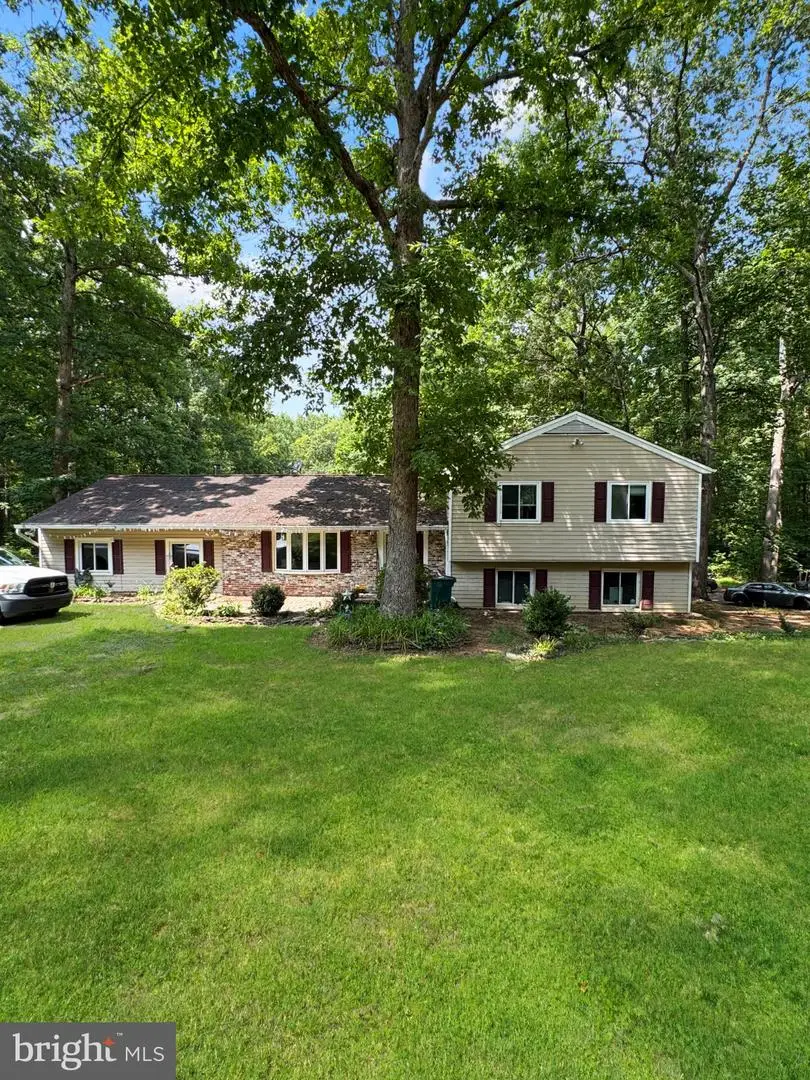 4490 Silver Hill Ct, Sumerduck, VA 22742 - #1