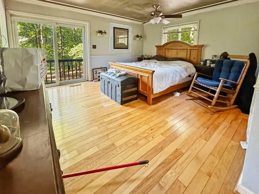 4490 Silver Hill Ct, Sumerduck, VA 22742 - #2