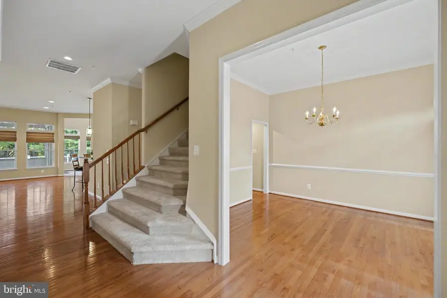 6727 Holly Farm Ln, Warrenton, VA 20187 - #3