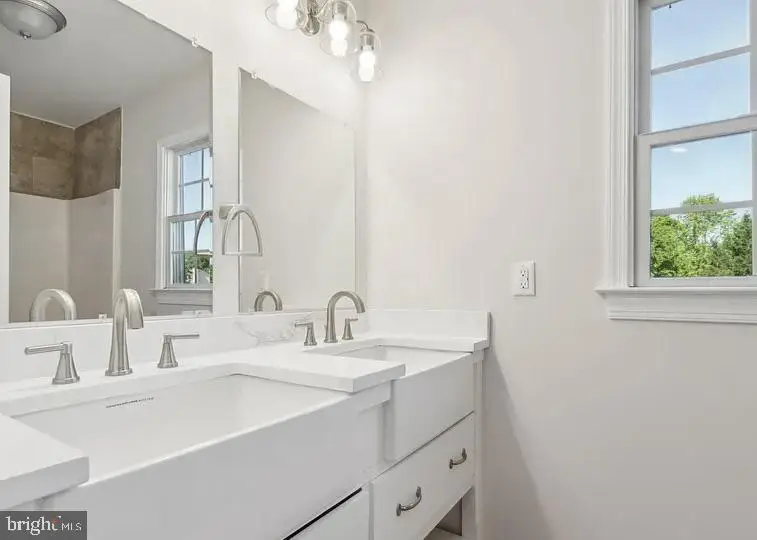 10847 Blake Ln, Bealeton, VA 22712 - #2
