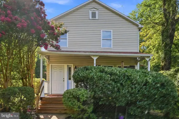 61 Taylor St, WARRENTON, VA 20186