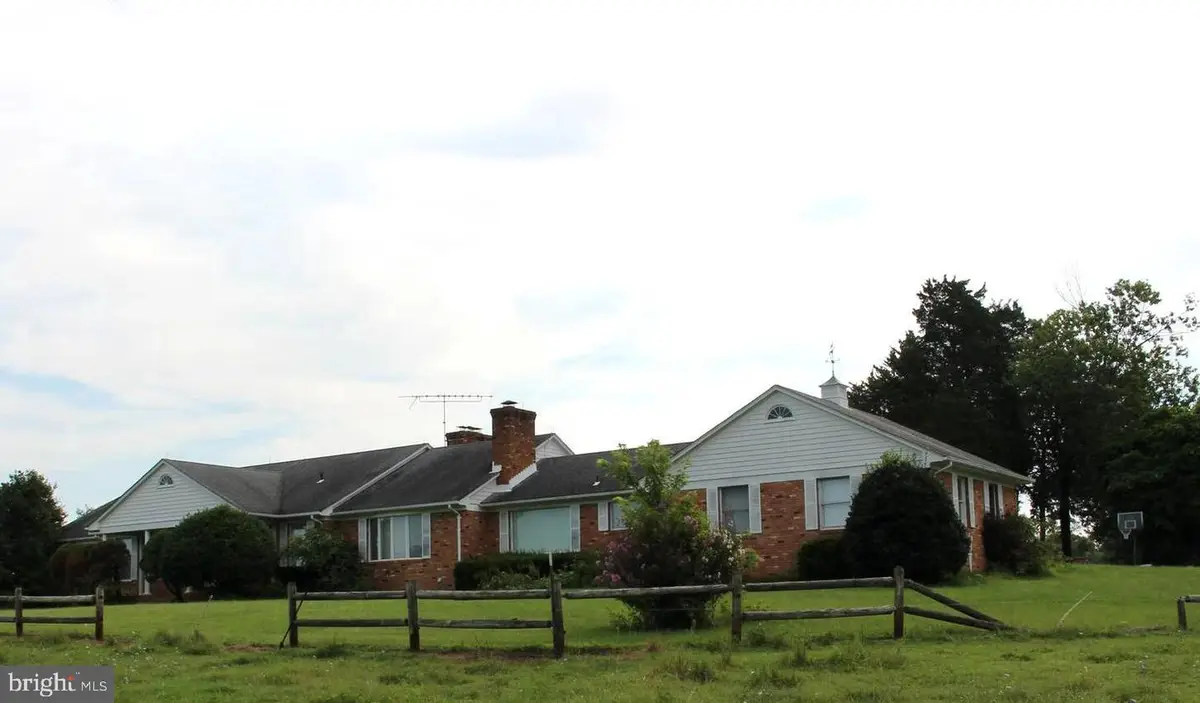 7787 Greenwich Rd, Catlett, VA 20119 - #1