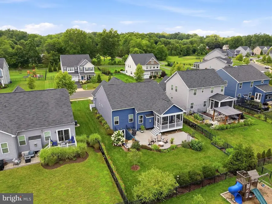 7438 Lake Willow Ct, Warrenton, VA 20187 - #2