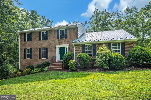 5099 Courtneys Corner Rd, SUMERDUCK, VA 22742