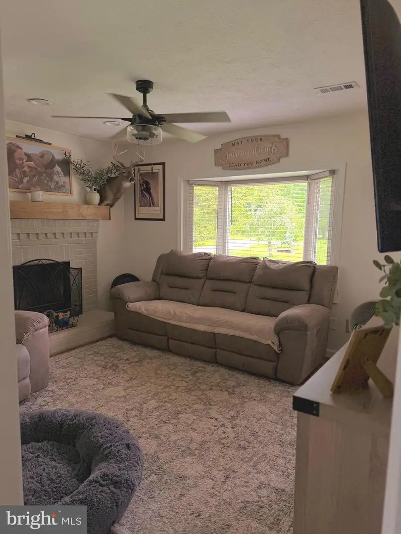 1582 Sheldon Ln, Catlett, VA 20119 - #3