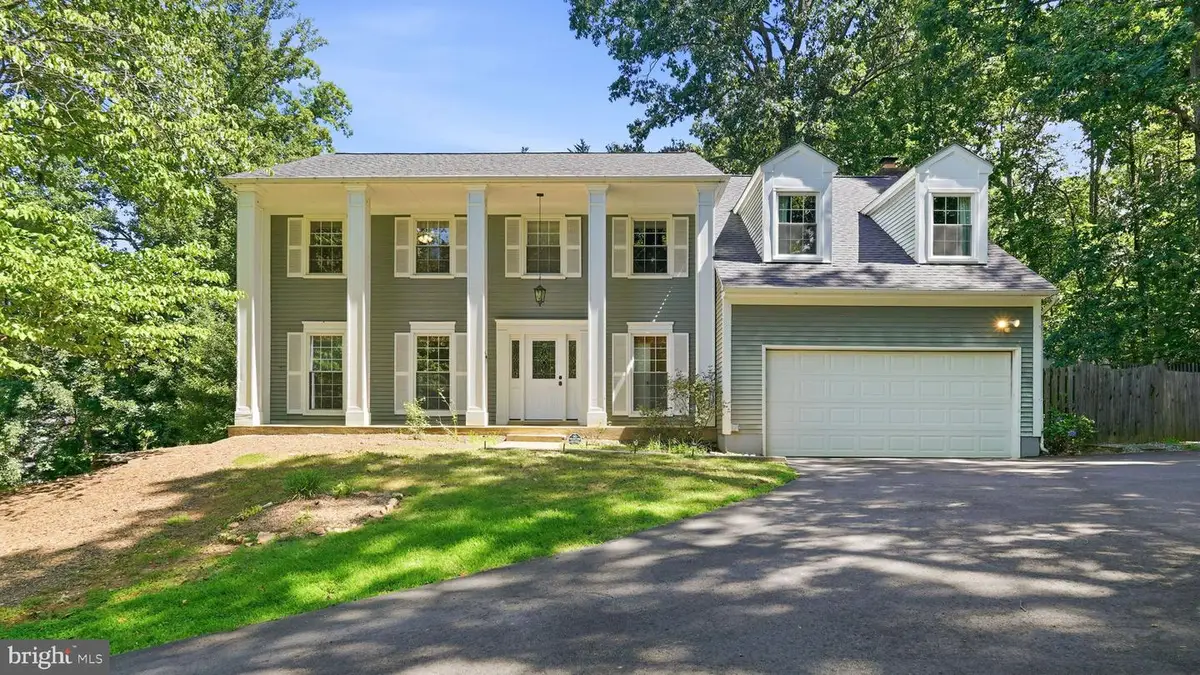 7407 Cedar Run Dr, Warrenton, VA 20187 - #1