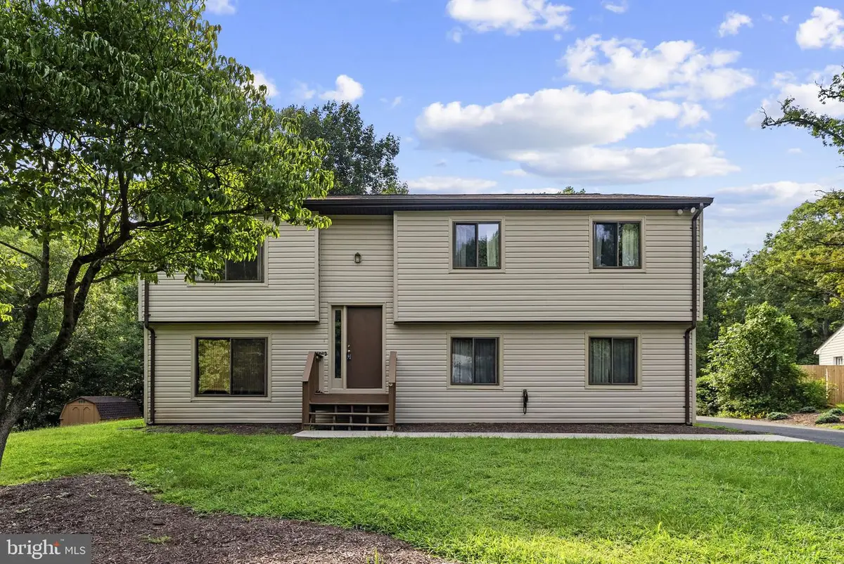 7179 Sunrise Ct, Warrenton, VA 20187 - #1