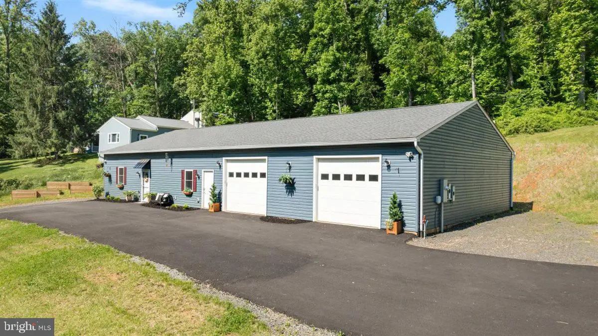 5331 Merry Oaks Rd, The Plains, VA 20198 - #1