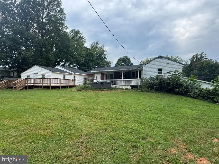 5327 Lee Hwy, Warrenton, VA 20187 - #3